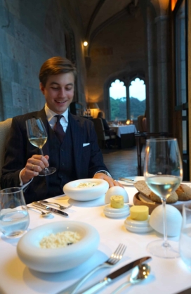 Make a Dining Reservation